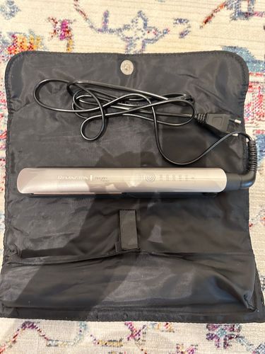 Remington Keratin Therapy hair straightener 