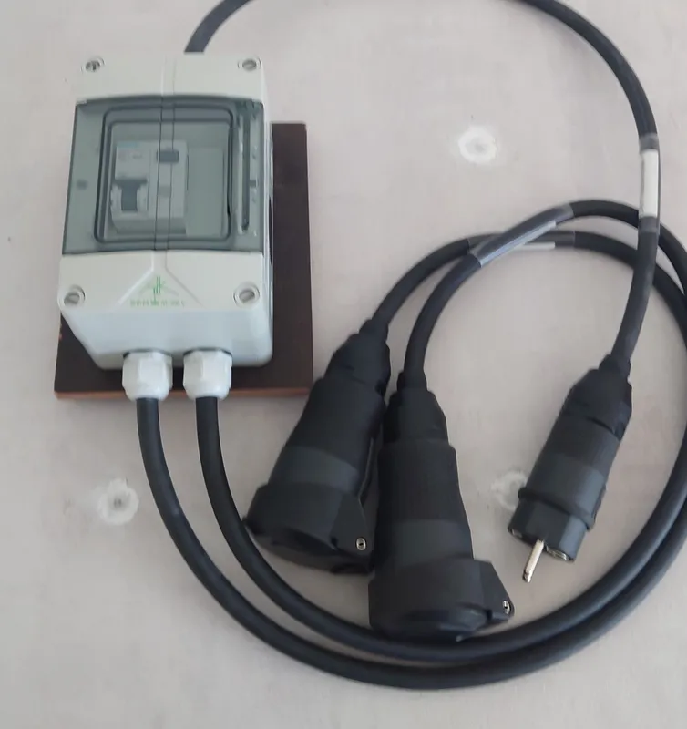 EcoFlow DELTA Max 1612Wh inkl. Landstromadapter(PE-Box) und Schuko Unterverteilung mit C10 RCBO 