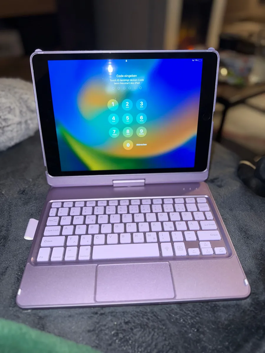 APPLE iPad 10.2" Wi-Fi + Cellular 64GB 9th Gen. Space Grau