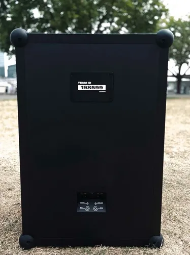 SOUNDBOKS, MUSIKANLAGE + Zubehör (Mikrophone, Stativ, Ersatzakku)