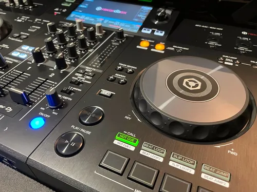 Pioneer XDJ RR All in One DJ Controller System inkl. Tourcase mieten