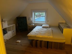 zimmer-in-der-grunder-wg preview image