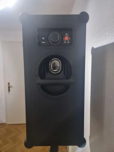 2 Stück (Stereoset) Soundboks 4 mieten Akku Bluetooth Lautsprecher optional mit Stativ