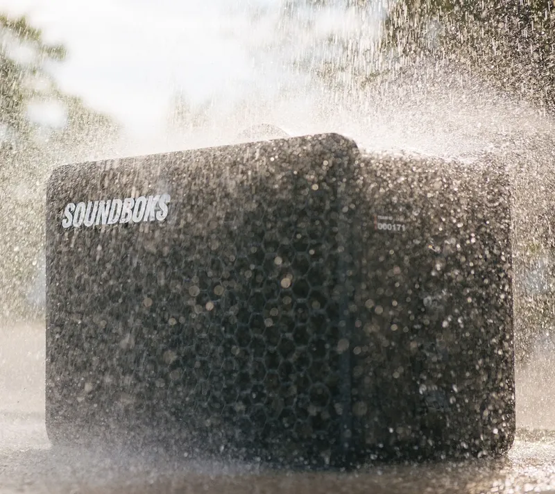 2 x Soundboks Go  mobiler Bluetooth Akku Lautsprecher