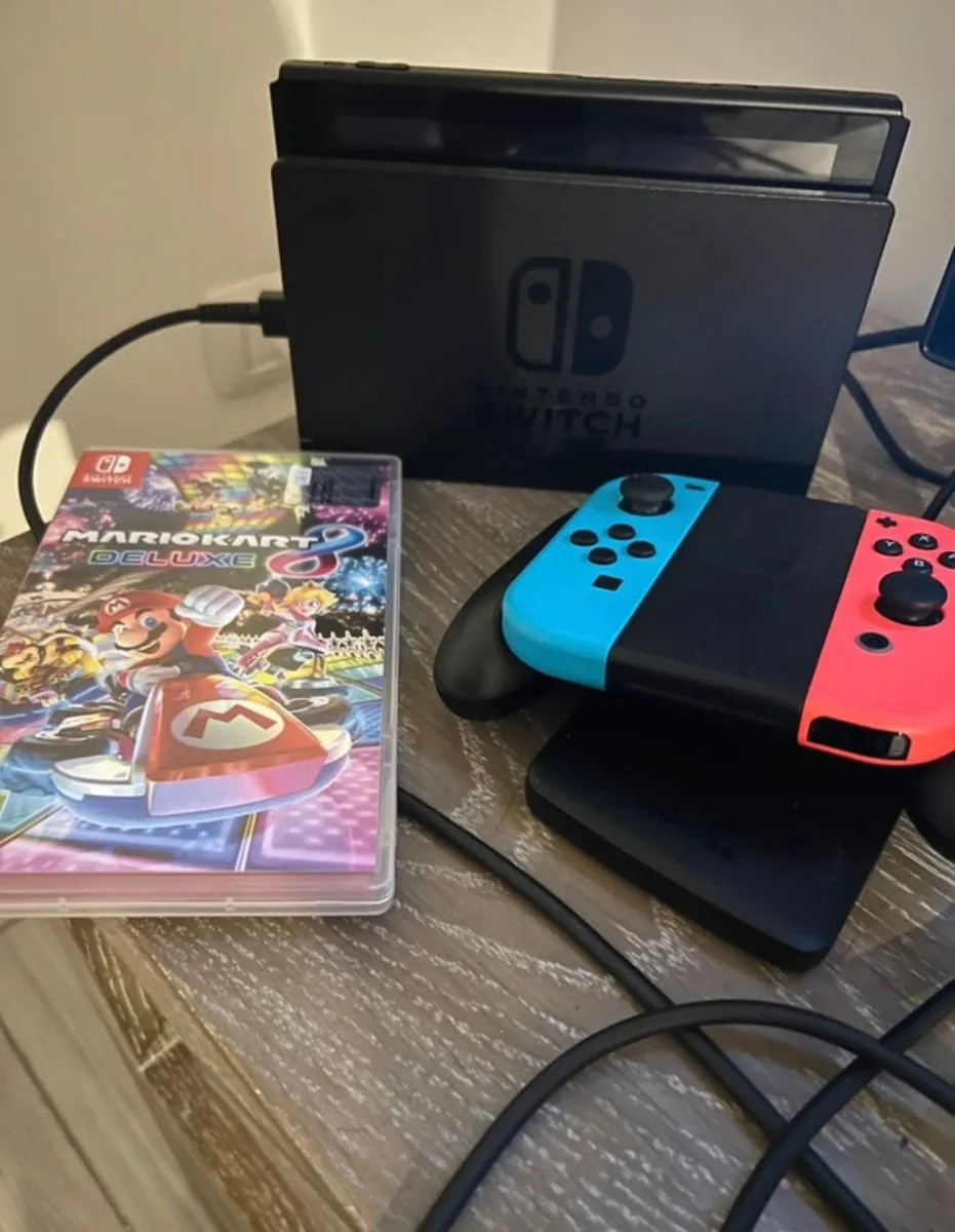 Nintendo Switch 