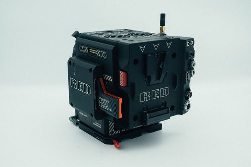 RED DSMC2 Monstro 8K VV Set (PL & EF Mount)