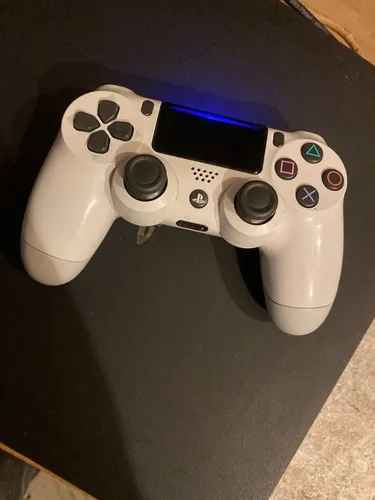 PlayStation 4 Pro mit 2 Controller spiele mit Samsung 24 Zoll Monitor inklusive Kabel