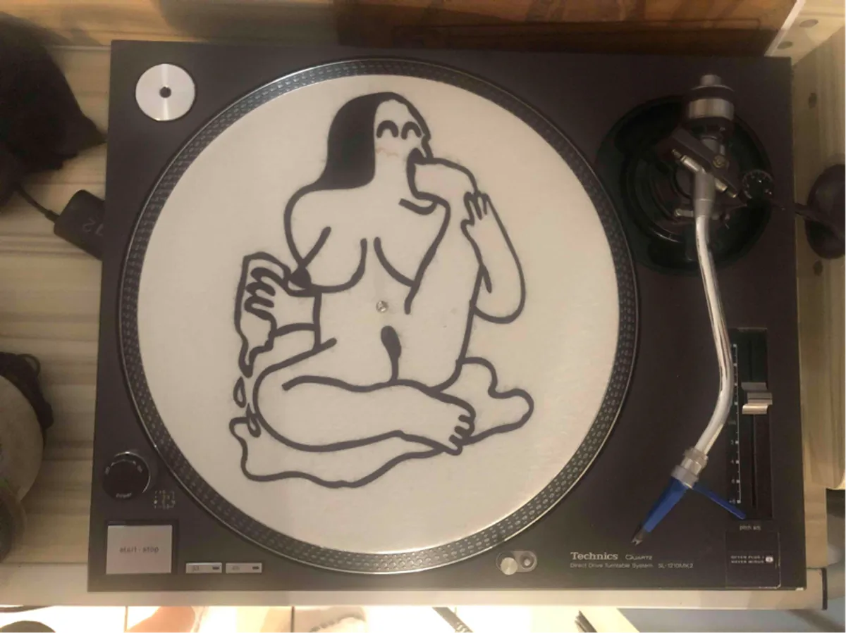 2x Technics 1210 MK2 + DDM4000-Mixer