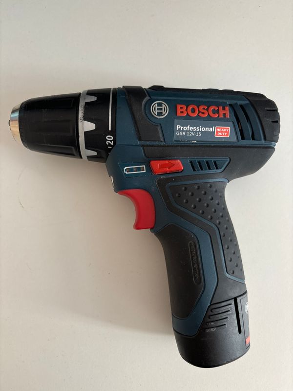 Bosch Professionell Akkuschrauber 12V