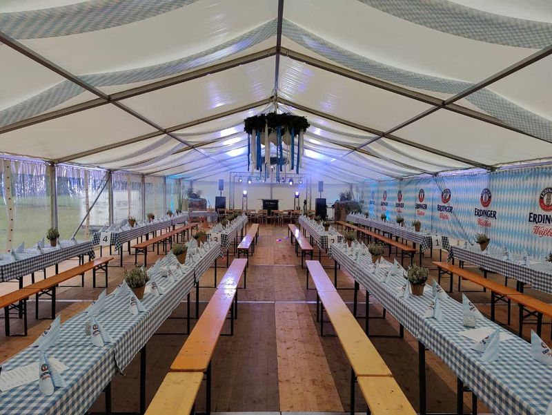 Festzelt / Lagerzelt  10 x 30 Meter  für Veranstaltung Mieten  