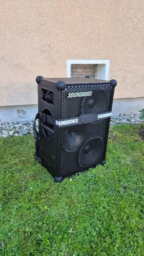 „SOUNDBOKS 3 + Rucksack + 2 Akkus – bis 80h Akkulaufzeit"