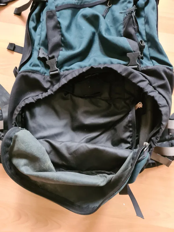 Großer Trekking-/Reiserucksack Jack Wolfskin