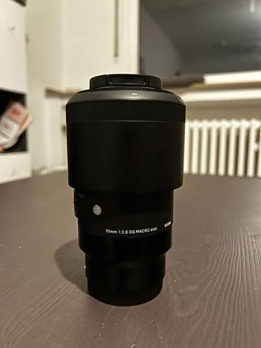 Sony E-Mount Sigma 70mm f2.8 Makro
