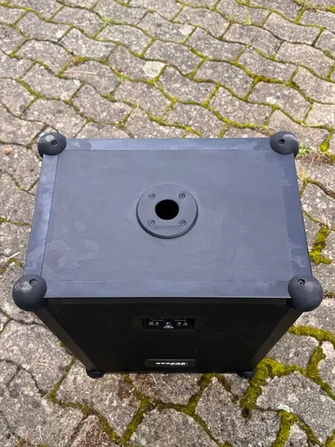 2X Soundboks 4 Party Boxen
