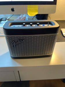 fender-newport-bluetooth-speaker preview image