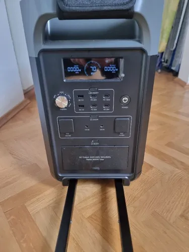 Powerstation Fossibot F3600 3840 Wh, Leistung 3,6KW