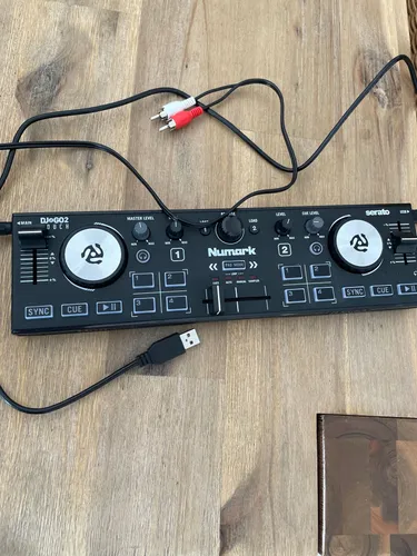DJ-Controller Numark DJ2Go