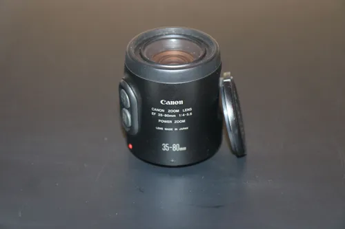Canon EF 35-80mm f/4-5.6 PZ Objektiv (Canon EOS 700 Kit Objektiv)