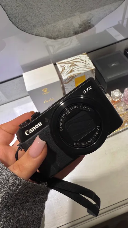 Canon G7 X Mark II