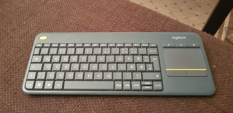 Logitech wireless Keyboard