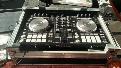 DJ Controller Mixer // Pioneer DDJ SR Serato, mit Flightcase oder Softcase
