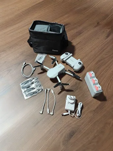 Potensic ATOM mit 3x Akku und Ersatzrotoren und 4K 3-Achsen-Gimbal Kamera