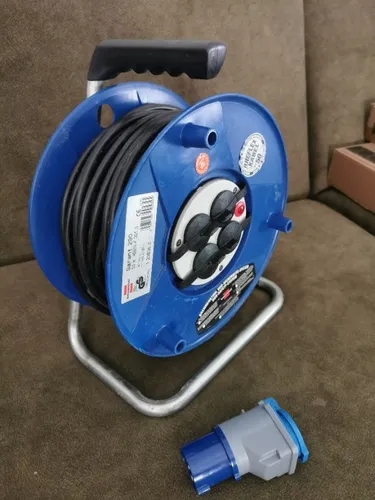 50m Brennenstuhl Duo Save Kabeltrommel mit 2P+E Aschluss Stecker für Anschlusskästen auf Campingplätzen