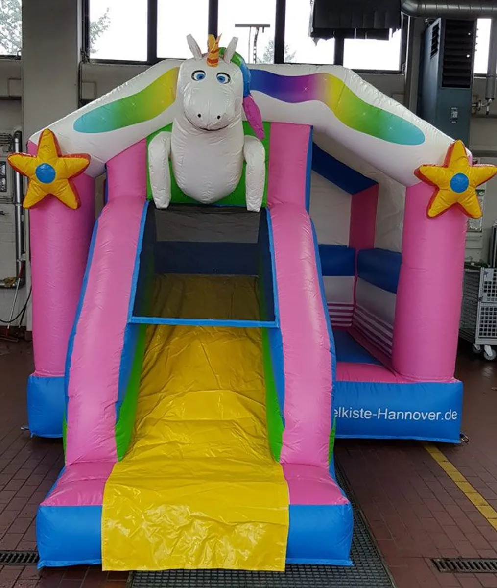 Einhorn gelb Hüpfburg