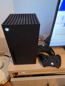 xbox-series-x-2-controller preview image