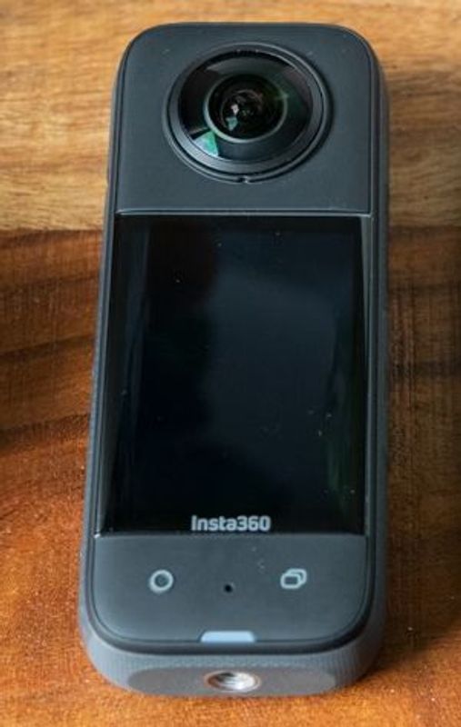 Insta360 X3