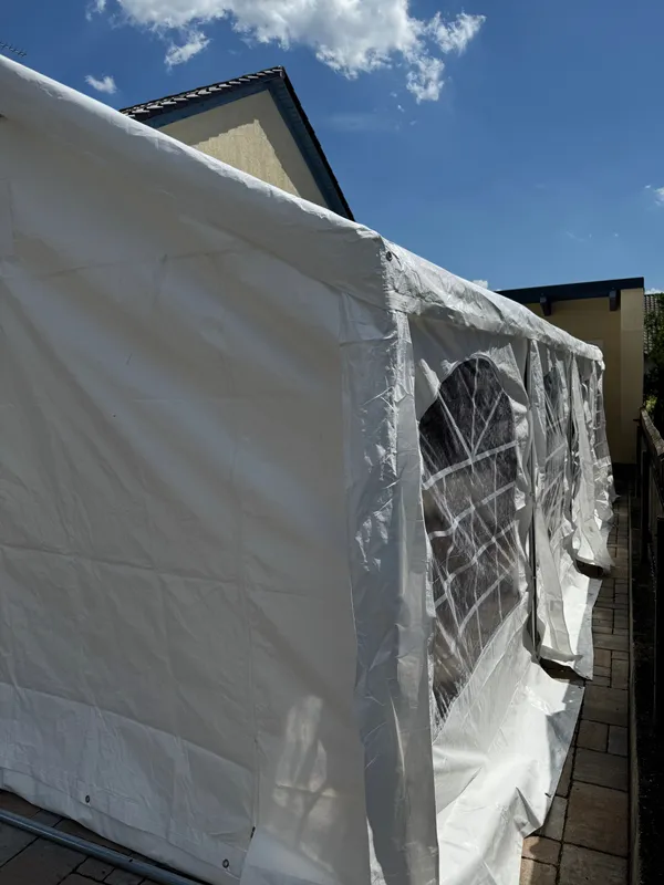 Partyzelt/ Festzelt 4x8 Meter in Profiqualität
