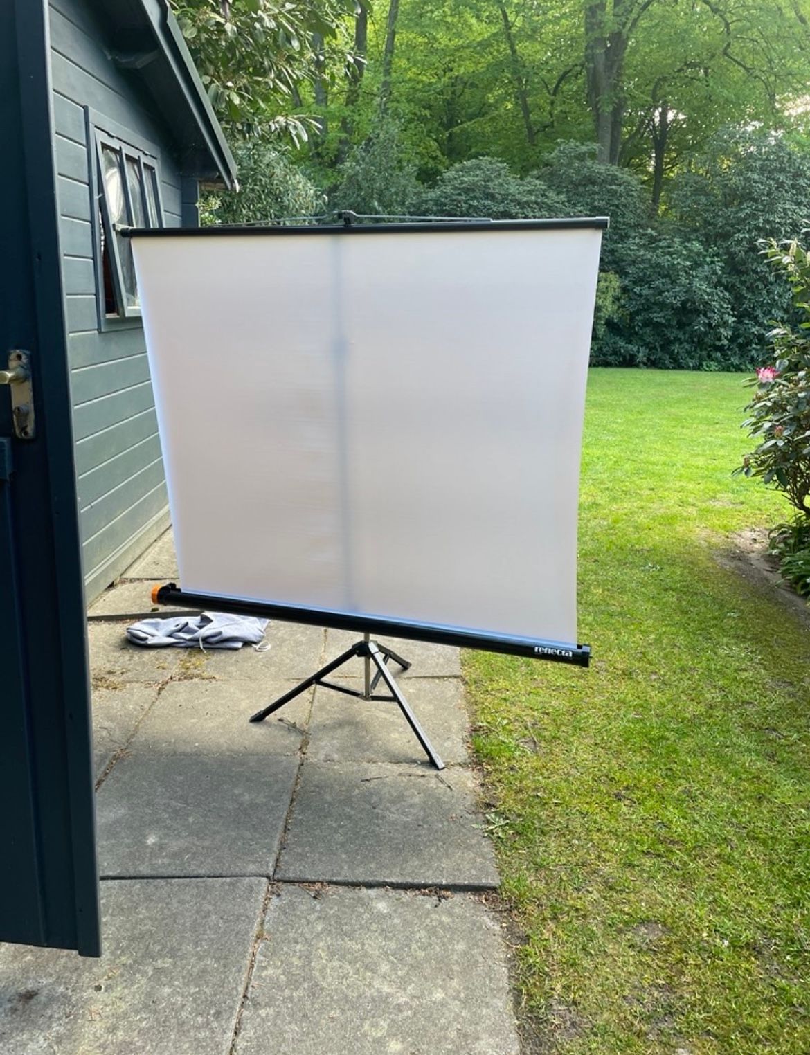 Leinwand 5€ pro Tag