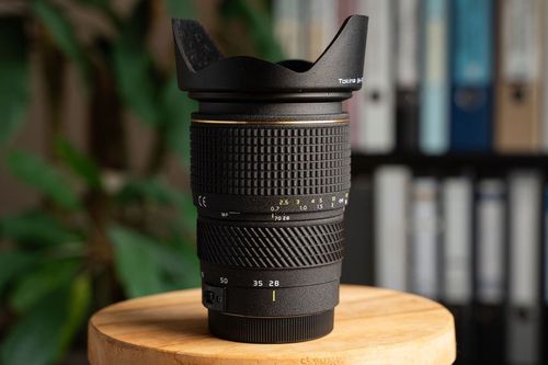 Tokina 28-70mm f/2.8 AT-X Pro Zoom-Objektiv — Canon EF Mount (Angenieux Design)