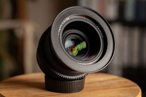 zeiss-contax-35mm-f1.4-weitwinkel-objektiv-cy-sony-e-canon-ef-mmj preview image