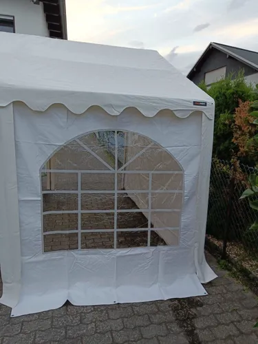 Professionelles Partyzelt 4 x 6 Meter  mit massiven Rahmen und Bodenrahmen