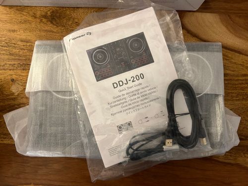 Pioneer DDJ-200 DJ Controller Bluetooth