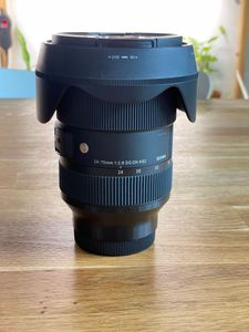 sigma-24-70-mm-f-2-8-dg-dn-art-sony-e preview image