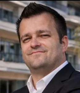 Sven S.