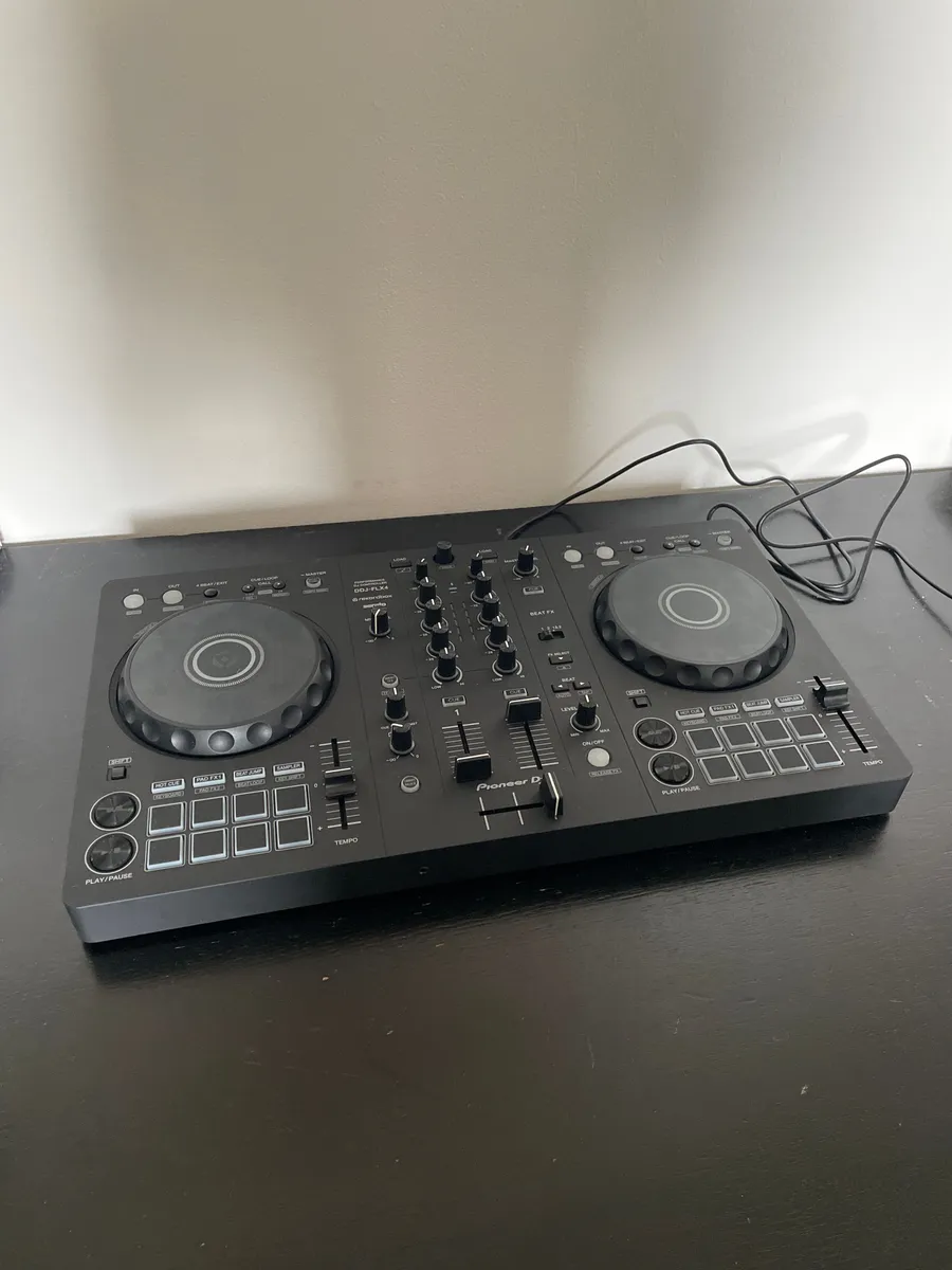 DDJ-FLX4 Dj Pult