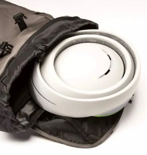 e-scooter and bike helmet by CLOSCA - foldable and super light (70 EUR)