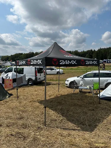 24MX Faltpavillon Rennzelt 3x3m mit Seitenwänden