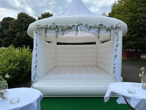 Hochzeitshüpfburg, Hüpfburg weiß, Wedding, Hochzeit