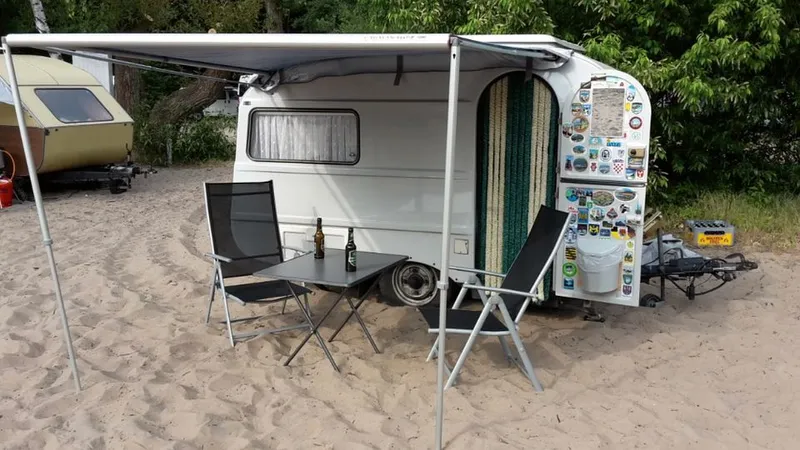 Mini Wohnwagen Camper QEK für 39€ / Tag MIETEN!