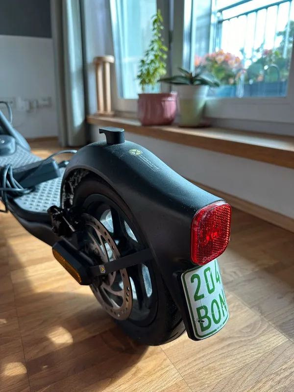Ninebot F20D E-Scooter