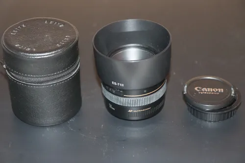 Canon EF 50mm f/1.4 USM Objektiv (DSLR)