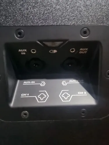2 Stück (Stereoset) Soundboks 4 mieten Akku Bluetooth Lautsprecher optional mit Stativ