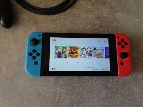 Nintendo switch mit 20 spiele 