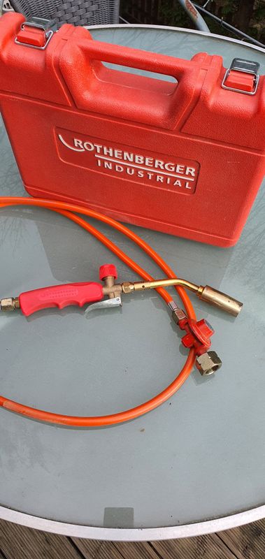 Gaslötgerät / Gaslötkolben / Brenner
