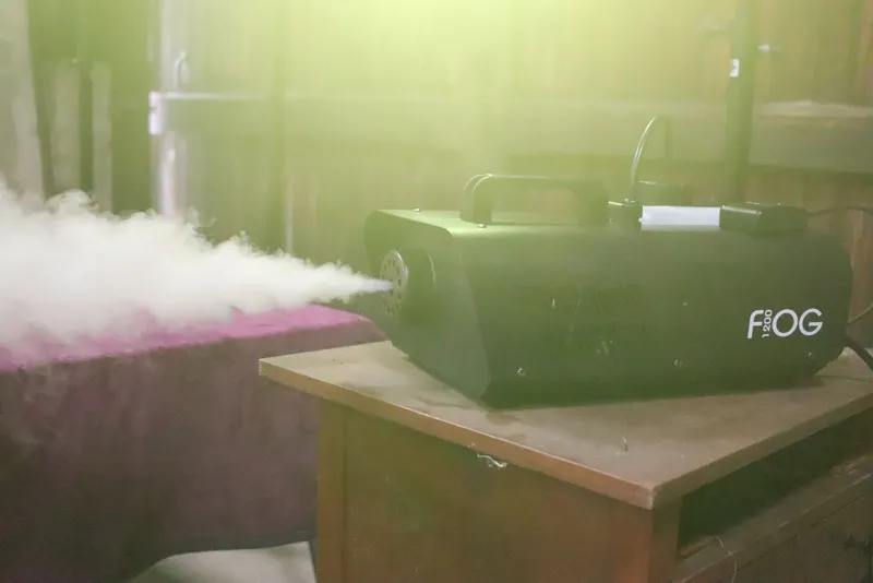 ✅ MIETEN / Leihen Nebelmaschine 1.000 Watt