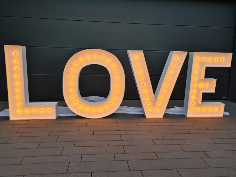 Love Buchstaben XXL